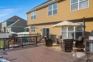 3353 Field Hawk Dr, Valparaiso, IN 46383 - Photo 29