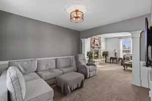 3353 Field Hawk Dr, Valparaiso, IN 46383 - Photo 11