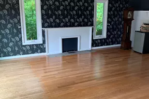 48 E Division Rd, Valparaiso, IN 46383 - Photo 7