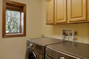 281 Larwick Cir, Valparaiso, IN 46385 - Photo 23