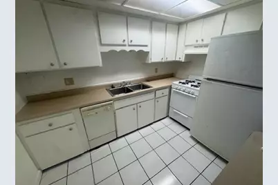 1101 Jefferson Avenue #6, Chesterton, IN 46304 - Photo 5