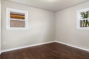 1570 Hendricks St, Gary, IN 46404 - Photo 11