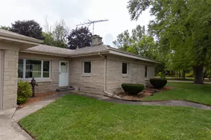 601 E Main St, LaCrosse, IN 46348 - Photo 29