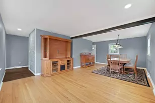 3122 44th St, Highland, IN 46322 - Photo 7