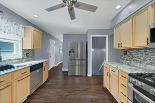 3122 44th St, Highland, IN 46322 - Photo 3