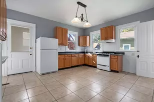 1210 Indiana Ave, La Porte, IN 46350 - Photo 9