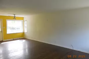 6709 Jefferson St, Merrillville, IN 46410 - Photo 9