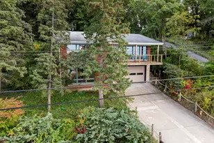 125 E Lake Front Dr, Beverly Shores, IN 46301 - Photo 41