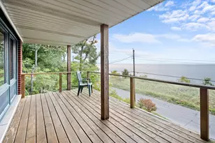 125 E Lake Front Dr, Beverly Shores, IN 46301 - Photo 9