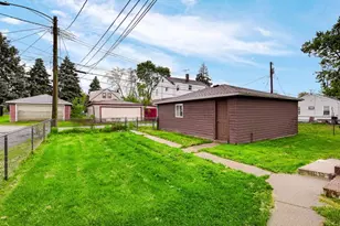 650 119th St, Whiting, IN 46394 - Photo 17