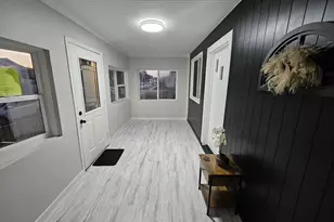 4911 Pine Ave, Hammond, IN 46327 - Photo 5