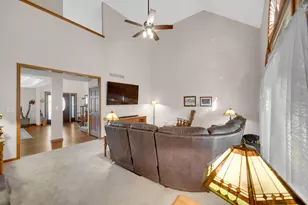 4925 Oriole Ave, Schererville, IN 46375 - Photo 13