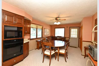 610 N Forest Drive, Winamac, IN 46996 - Photo 15