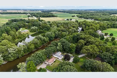 610 N Forest Drive, Winamac, IN 46996 - Photo 5