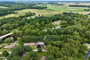 610 N Forest Dr, Winamac, IN 46996 - Photo 39