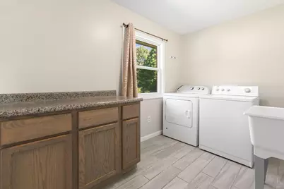 865 W 200 N, La Porte, IN 46350 - Photo 13