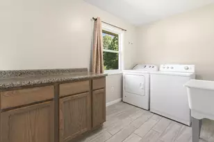 865 W 200 N, La Porte, IN 46350 - Photo 13