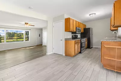 865 W 200 N, La Porte, IN 46350 - Photo 3