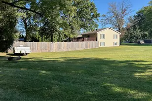 208 W Stevenson St, Morocco, IN 47963 - Photo 3