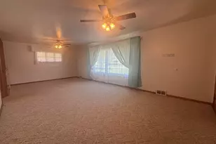 402 S Home Ave, Rensselaer, IN 47978 - Photo 5