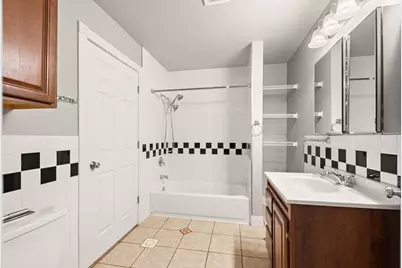 521 Franklin Street, Michigan City, IN 46360 - Photo 97