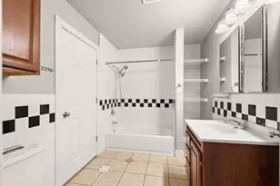 521 Franklin St, Michigan City, IN 46360 - Photo 97