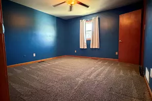 9542 Roosevelt Pl, Crown Point, IN 46307 - Photo 11