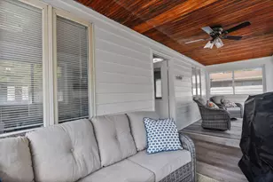 208 Lake Shore Dr, Michigan City, IN 46360 - Photo 17