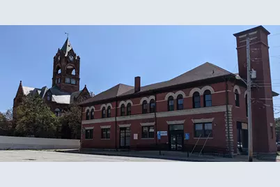 910 State Street, La Porte, IN 46350 - Photo 1