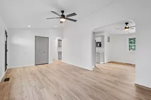 229 W Wood Rd, Rensselaer, IN 47978 - Photo 3