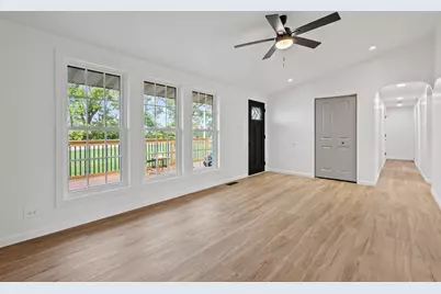 229 W Wood Road, Rensselaer, IN 47978 - Photo 5