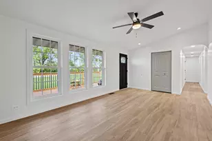 229 W Wood Rd, Rensselaer, IN 47978 - Photo 5