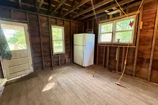 1038 N Meridian Rd, Chesterton, IN 46304 - Photo 11