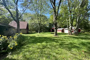 1038 N Meridian Rd, Chesterton, IN 46304 - Photo 5