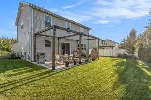 1452 Gossett Mill Ave, Chesterton, IN 46304 - Photo 23