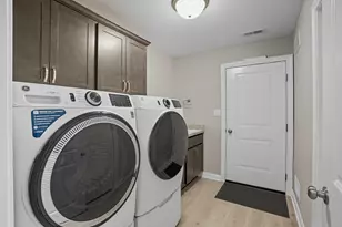 8657 Larkspur Ter, Saint John, IN 46373 - Photo 15