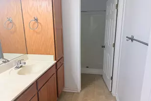 6289 Grosbeak Ct, Hobart, IN 46342 - Photo 17