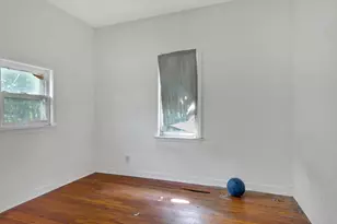 2435 Diamond Ave, Gary, IN 46407 - Photo 9