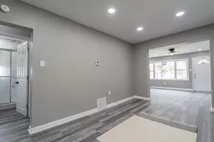 2257 W 16th Ave, Gary, IN 46404 - Photo 5