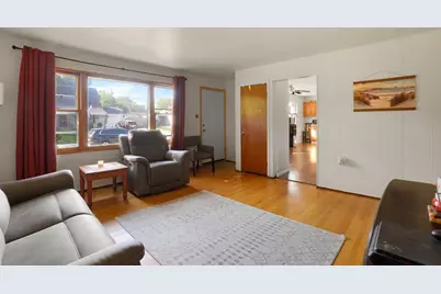 373 W Millport Drive, Valparaiso, IN 46385 - Photo 3