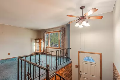 1642 E 31st Place, Hobart, IN 46342 - Photo 3