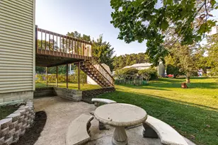 1642 E 31st Pl, Hobart, IN 46342 - Photo 21