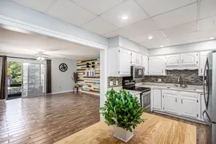 920 Camellia Dr, Munster, IN 46321 - Photo 9