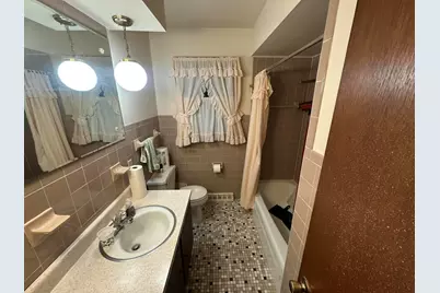 240 Rush Court, Hobart, IN 46342 - Photo 9