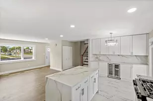 1341 Capri Ln, Dyer, IN 46311 - Photo 9