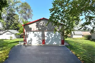 11295 W Lakeshore Dr, Kewanna, IN 46939 - Photo 31