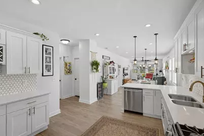 54 N Michigan Avenue, Hobart, IN 46342 - Photo 11