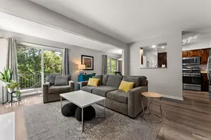 8748 Durbin Ln, Crown Point, IN 46307 - Photo 13