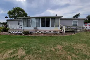 2027 E Coachlight Dr, La Porte, IN 46350 - Photo 5