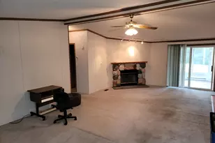 2027 E Coachlight Dr, La Porte, IN 46350 - Photo 11